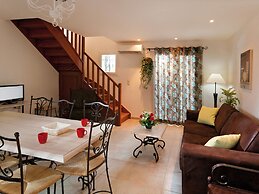 Charming Stay Near Sorgue