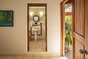 Zandoyo Bed & Breakfast