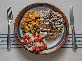 Zandoyo Bed & Breakfast