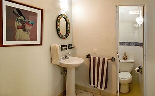 Zandoyo Bed & Breakfast