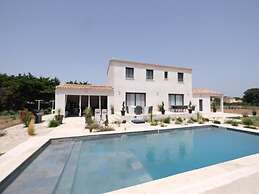 Charming Holiday Home With Private Pool