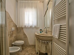 Apartment Near Marina Castagneto Beach