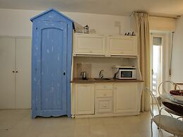 Apartment Near Marina Castagneto Beach