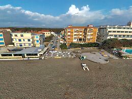 Apartment Near Marina Castagneto Beach