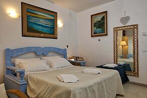 Apartment Near Marina Castagneto Beach