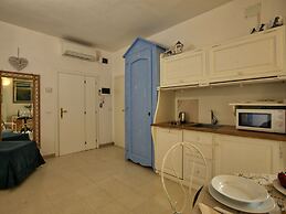 Apartment Near Marina Castagneto Beach