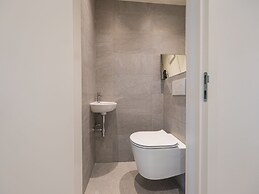 Bright Apartment With Frontal sea View