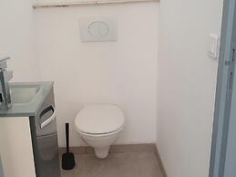 Villa in Lorgues With Private Pool