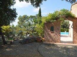 Rural Villa in Lorgues With a Private Pool