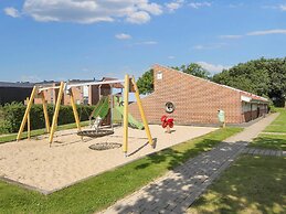 6 Person Holiday Park Home in Hemmet