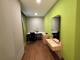 MaxOne Dumai