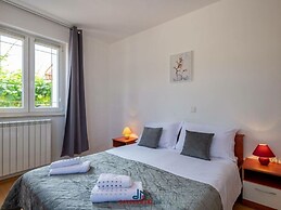 Andrea Comfortable Holiday Residence