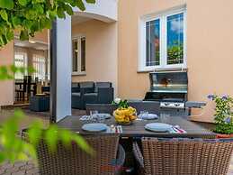 Andrea Comfortable Holiday Residence