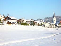 Haus Nett Modern Retreat