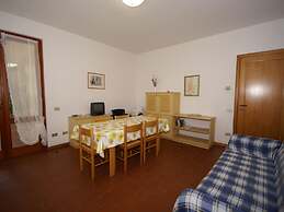 Luxurious Bungalow in Garda With Swimming Pool
