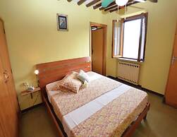 Farmhouse in Gualdo With Private Pool