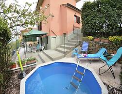 Farmhouse in Gualdo With Private Pool