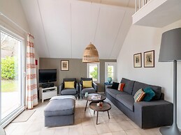 Beautiful Holiday Home With 2 Pools