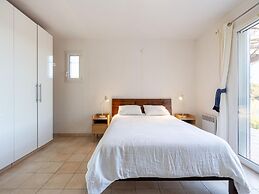 Tranquil Holiday Home With Private Pool