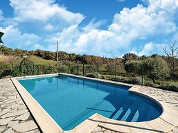 Tranquil Holiday Home With Private Pool