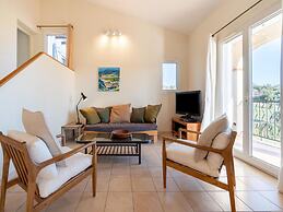 Tranquil Holiday Home With Private Pool