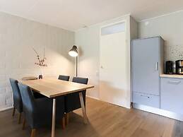 Modern Stay Near the Beach