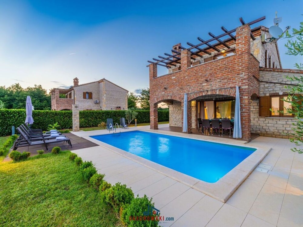Harmony Comfortable Holiday Residence