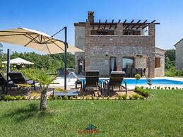 Harmony Comfortable Holiday Residence
