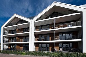 Stylish Marina Loft W/balcony