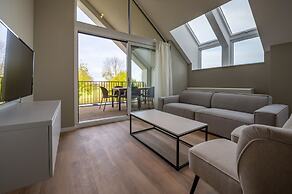 Stylish Marina Loft W/balcony