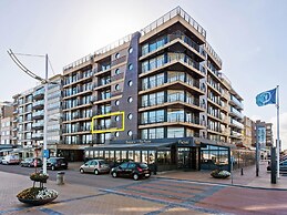 Royal 201 Seafront Apartment in a top Location