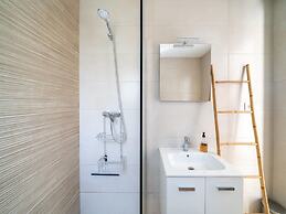 Modern Stay Near Monte Solana