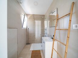 Modern Stay Near Monte Solana