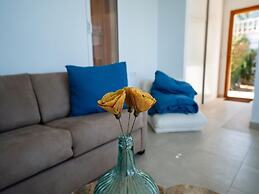 Modern Stay Near Monte Solana