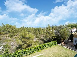 Modern Stay Near Monte Solana