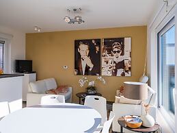 Exclusive Penthouse With 2 Sunny Terraces