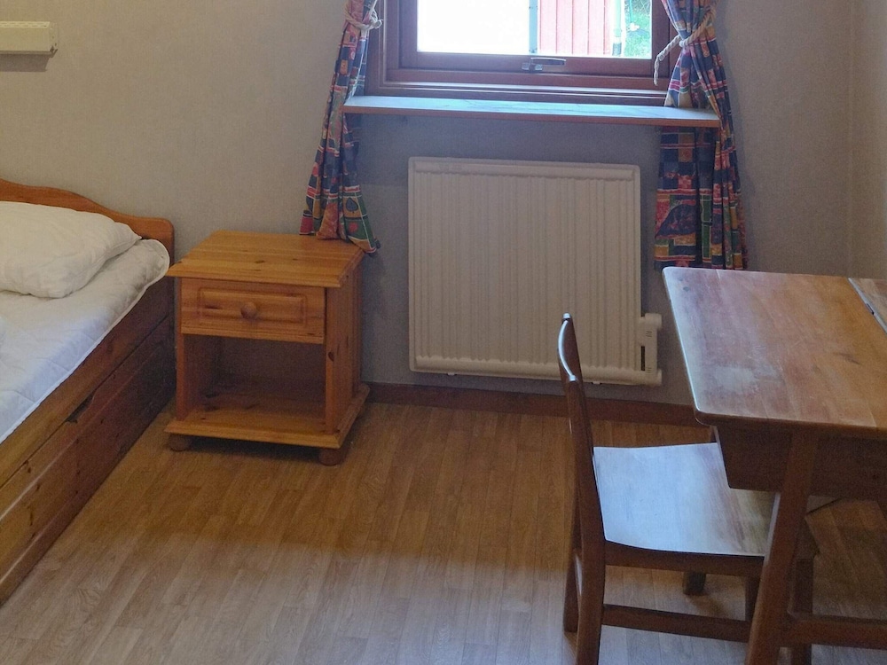 6 Person Holiday Home in Ed