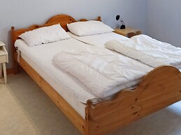 6 Person Holiday Home in Ed