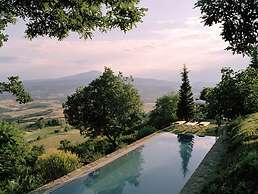 Villa With Pool in Sarteano