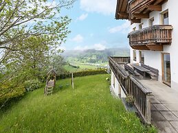 Chalet in Gattererberg Near Ski Slopes