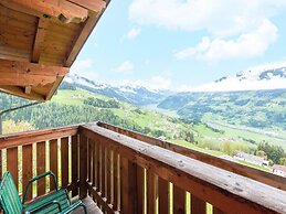 Chalet in Gattererberg Near Ski Slopes