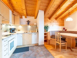 Chalet in Gattererberg Near Ski Slopes