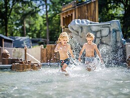 Woodland Stay With Heated Pool