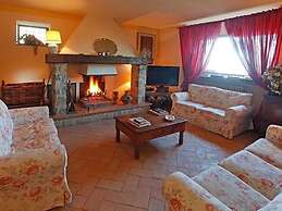 Stylish Cetona Apartment With Pool