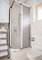 Appealing Apartment in Motten