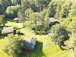Blockhaus Mitten in der Natur