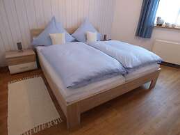 Am Rosengarten Comfortable Holiday Residence