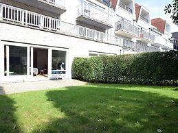 Modern Apartment Near Beach and Garden Views