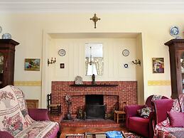 Spacious 11-bed Family Retreat