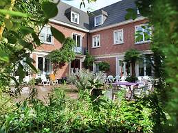 Spacious 11-bed Family Retreat